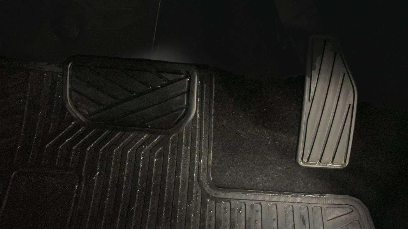 2020 Maruti S PRESSO VXI PLUS AMT, Petrol, Automatic, 18,091 km, Pedals