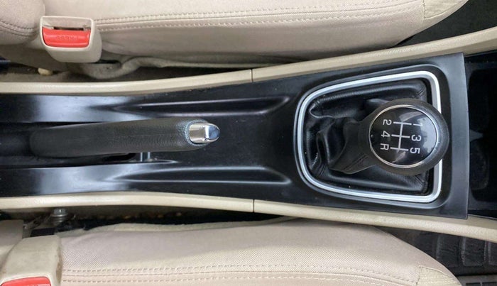 2016 Maruti Ciaz VDI+ SHVS, Diesel, Manual, 55,468 km, Gear Lever