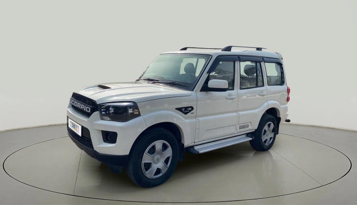 2018 Mahindra Scorpio S5, Diesel, Manual, 28,845 km, Left Front Diagonal