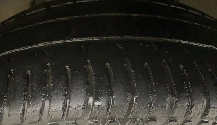 2015 Ford Ecosport TITANIUM 1.5L PETROL, Petrol, Manual, 72,933 km, Left Front Tyre Tread