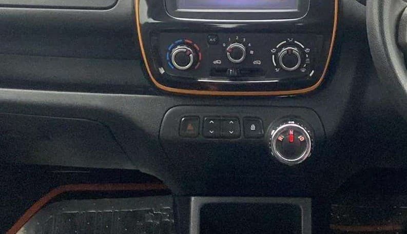 2018 Renault Kwid CLIMBER 1.0 AMT, Petrol, Automatic, 19,782 km, Gear Lever