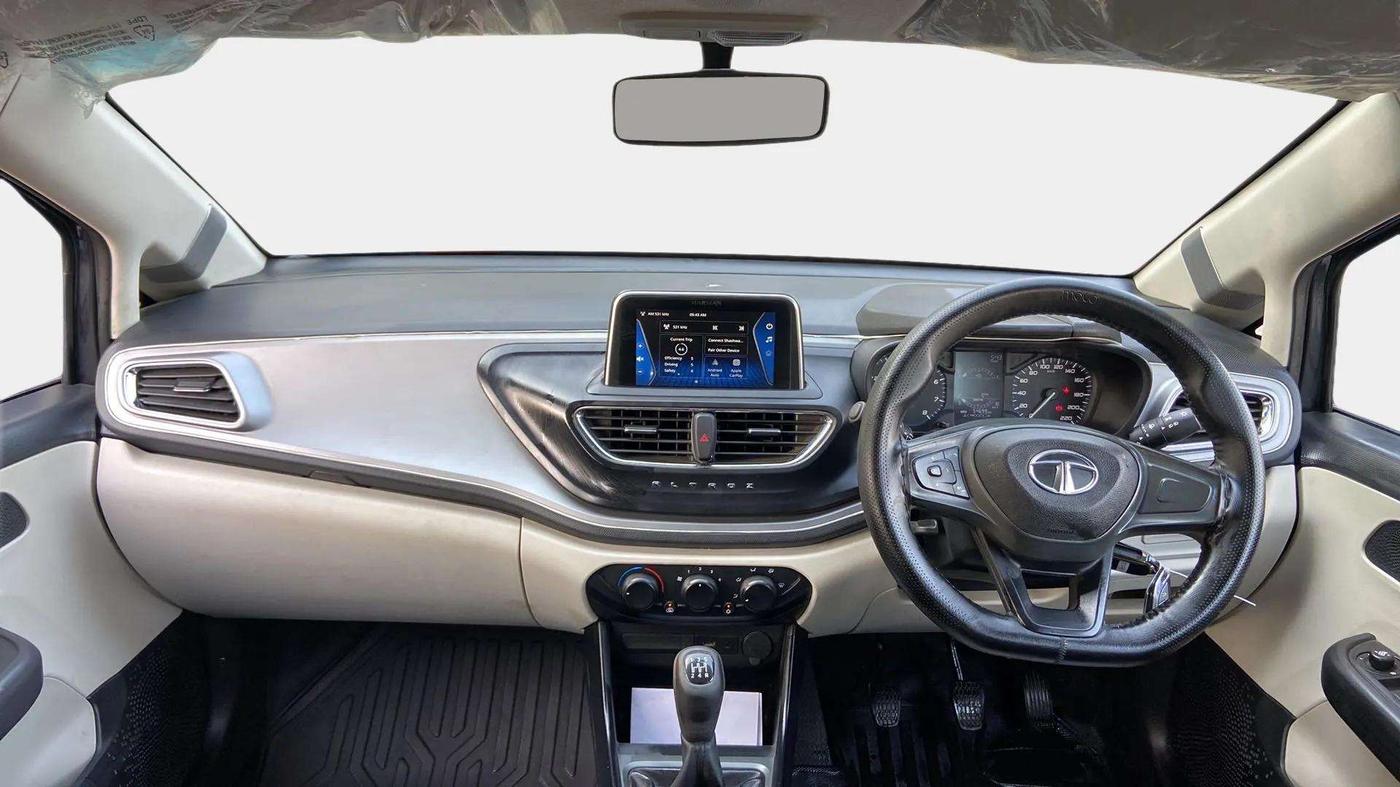 2021 Tata ALTROZ XM PLUS PETROL, Petrol, Manual, 54,585 km, Dashboard