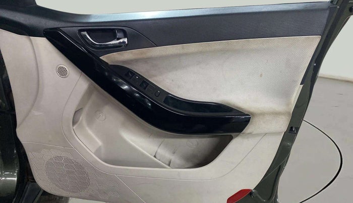 2020 Tata NEXON XZA PLUS (O) PETROL, Petrol, Automatic, 50,039 km, Driver Side Door Panels Control
