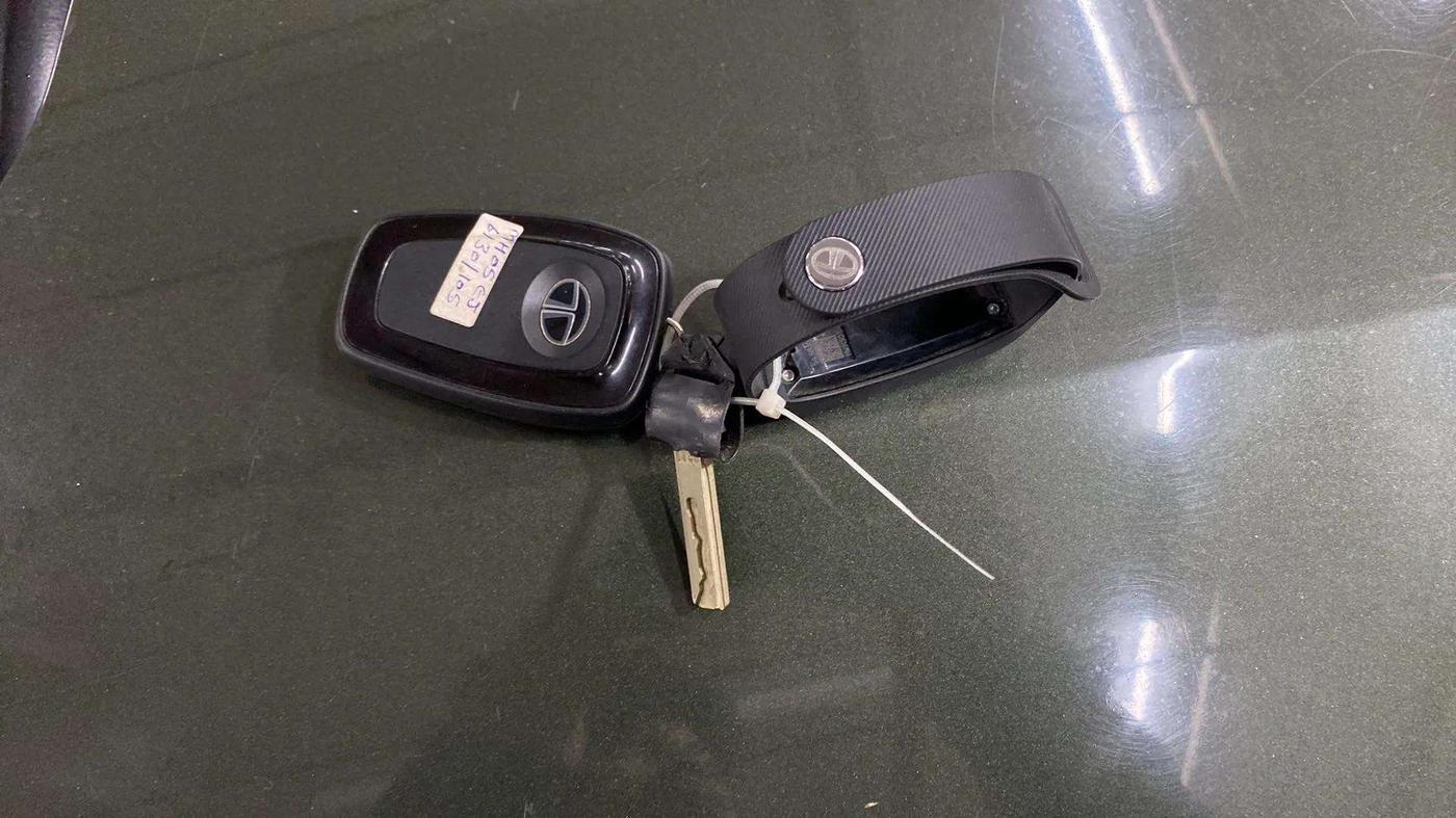 2020 Tata NEXON XZA PLUS (O) PETROL, Petrol, Automatic, 50,039 km, Key Close Up