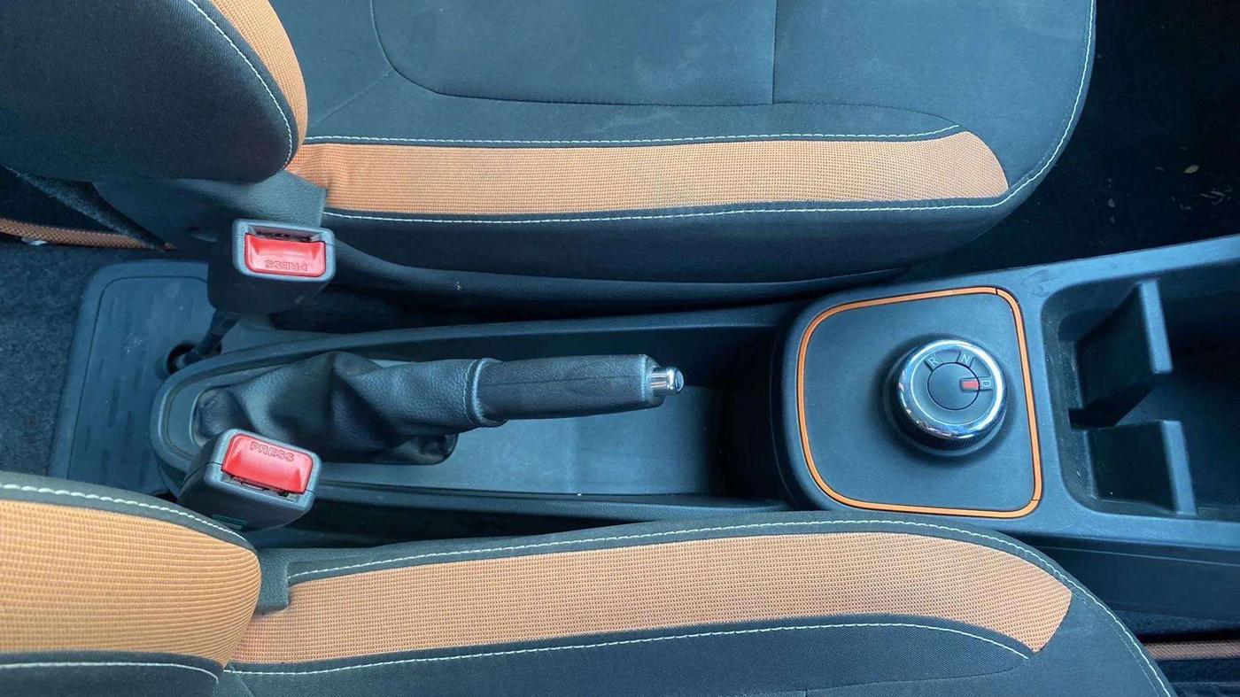 2020 Renault Kwid CLIMBER 1.0 AMT (O), Petrol, Automatic, 56,467 km, Gear Lever
