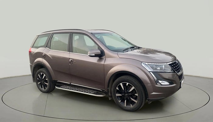 2018 Mahindra XUV500 W11 AT, Diesel, Automatic, 64,915 km, Right Front Diagonal