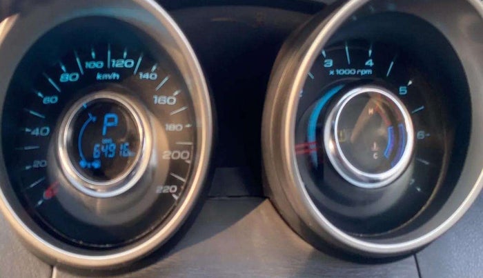 2018 Mahindra XUV500 W11 AT, Diesel, Automatic, 64,915 km, Odometer Image