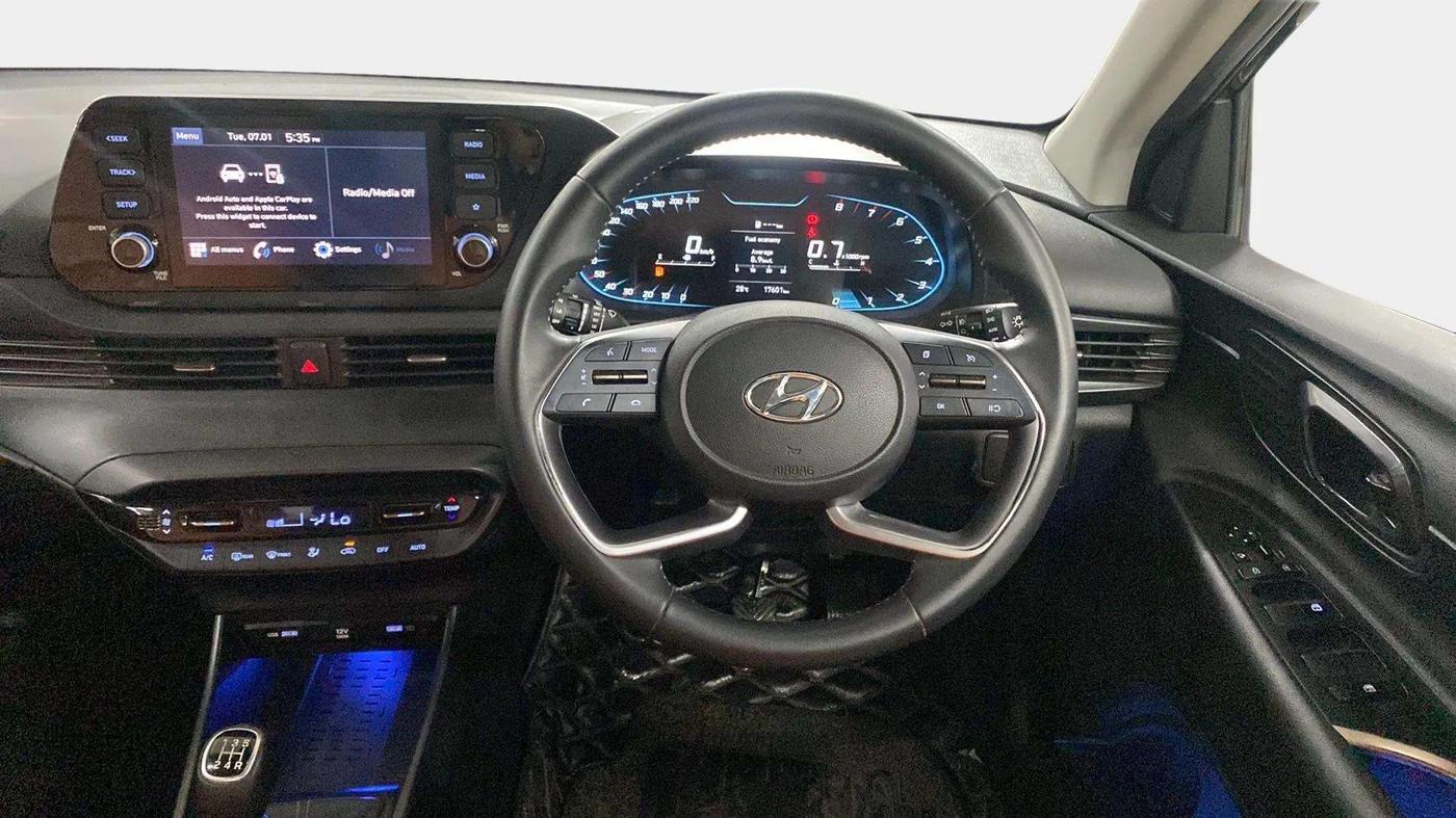 2022 Hyundai NEW I20 ASTA 1.2 MT, Petrol, Manual, 17,672 km, Steering Wheel Close Up