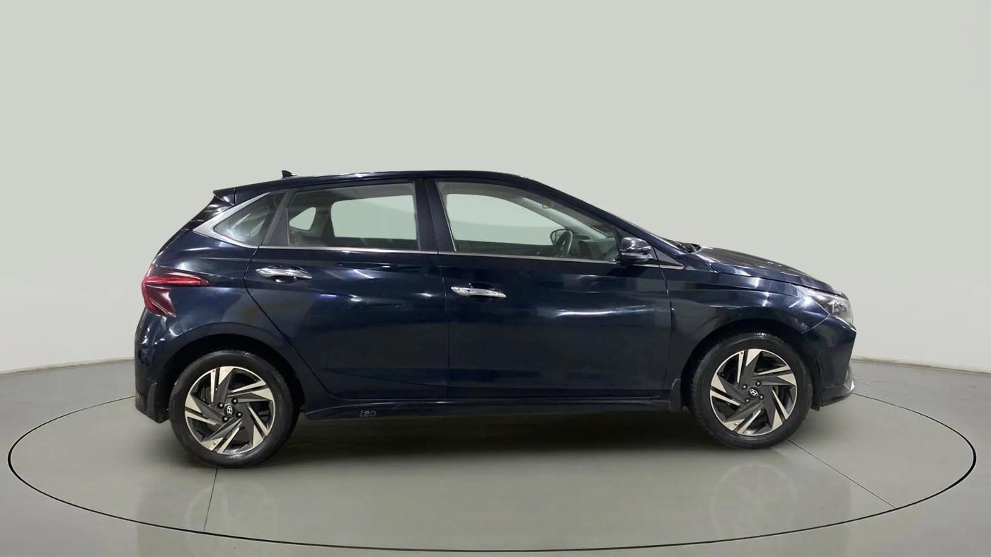 2022 Hyundai NEW I20 ASTA 1.2 MT, Petrol, Manual, 17,672 km, Right Side View