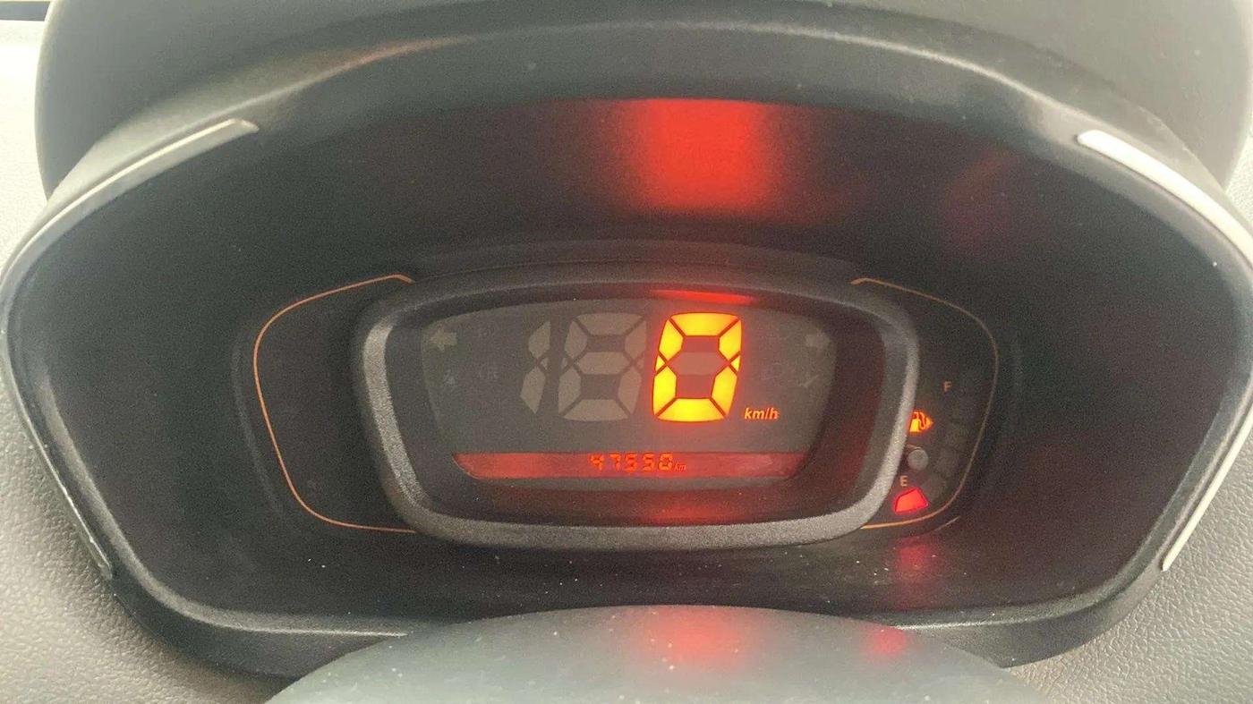 2016 Renault Kwid RXT 0.8, Petrol, Manual, 47,544 km, Odometer Image