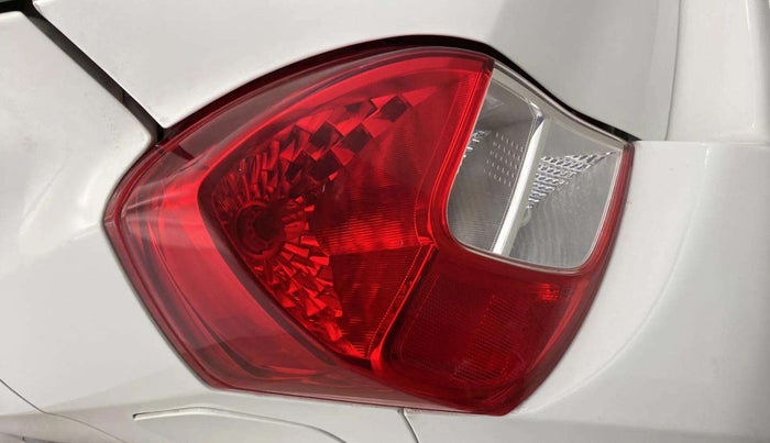 2014 Maruti Celerio VXI AMT, Petrol, Automatic, 33,141 km, Left tail light - Minor scratches