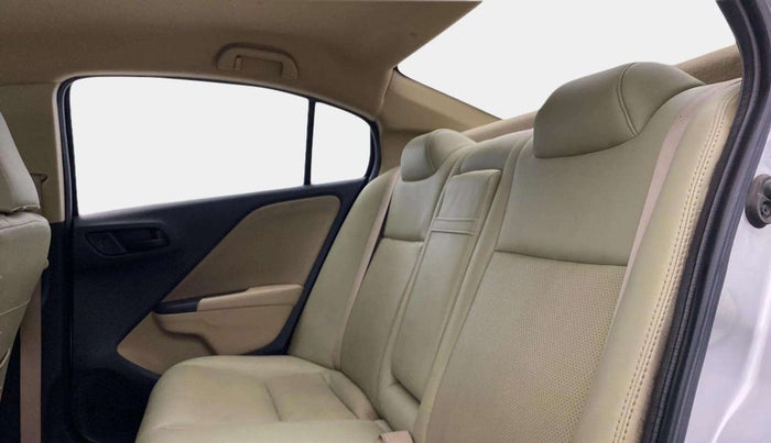2014 Honda City 1.5L I-VTEC SV, Petrol, Manual, 70,187 km, Right Side Rear Door Cabin