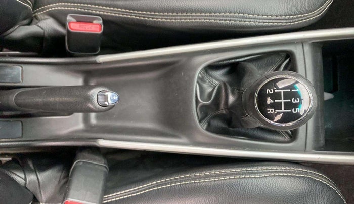2016 Maruti Baleno DELTA PETROL 1.2, Petrol, Manual, 97,459 km, Gear Lever