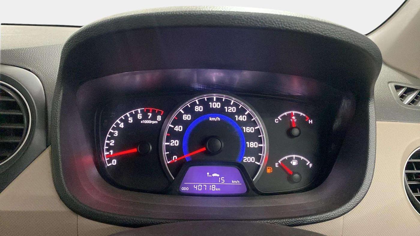 2015 Hyundai Grand i10 SPORTZ 1.2 KAPPA VTVT, Petrol, Manual, 40,749 km, Odometer Image