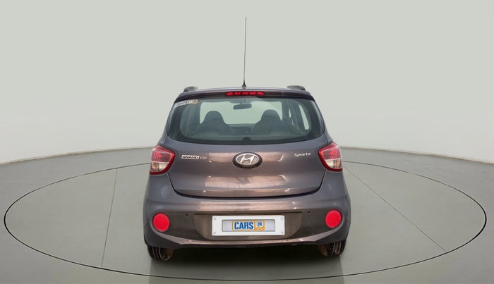 2018 Hyundai Grand i10 SPORTZ AT 1.2 KAPPA VTVT, Petrol, Automatic, 15,377 km, Back/Rear