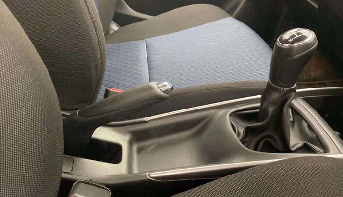 2019 Maruti Baleno ZETA PETROL 1.2, Petrol, Manual, 48,957 km, Gear Lever