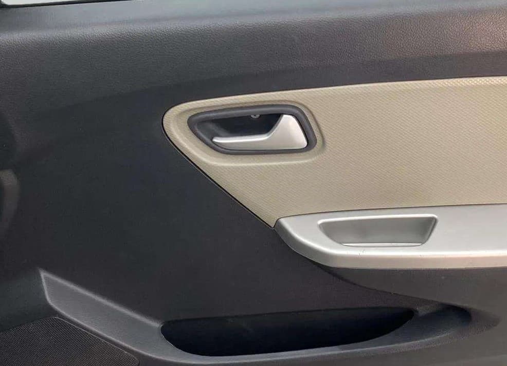 2017 Maruti Alto K10 VXI (O) AMT, Petrol, Automatic, 39,985 km, Driver Side Door Panels Control