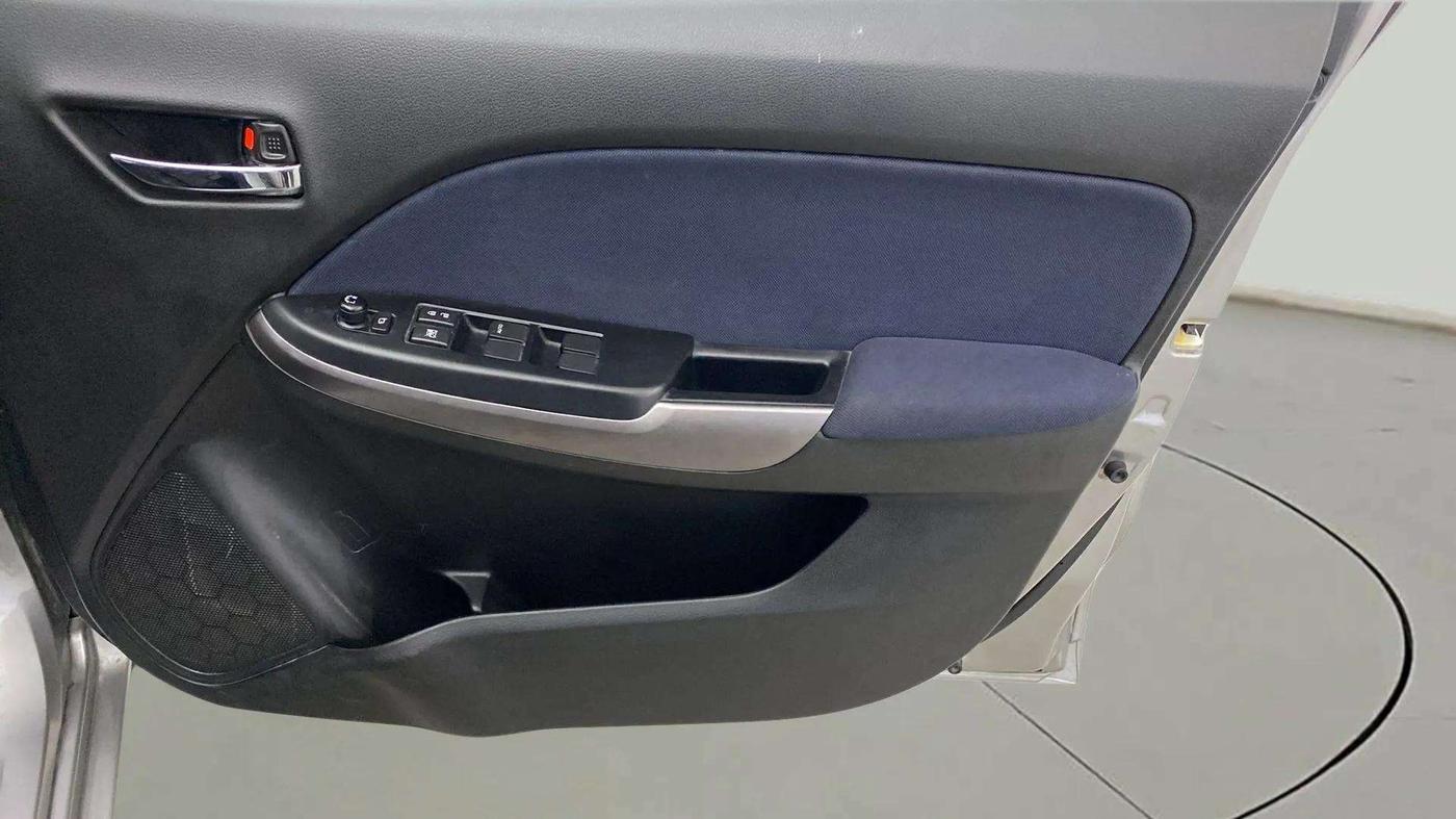 2019 Maruti Baleno ZETA CVT PETROL 1.2, Petrol, Automatic, 33,882 km, Driver Side Door Panels Control