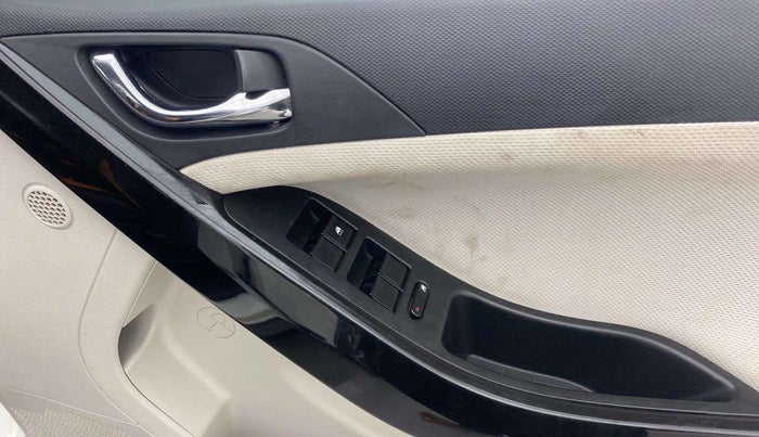 2020 Tata NEXON XZ PLUS PETROL, Petrol, Manual, 41,095 km, Driver Side Door Panels Control