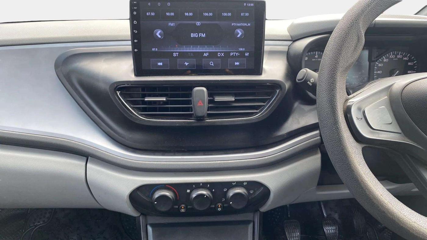 2021 Tata ALTROZ XE PETROL, Petrol, Manual, 37,528 km, Air Conditioner