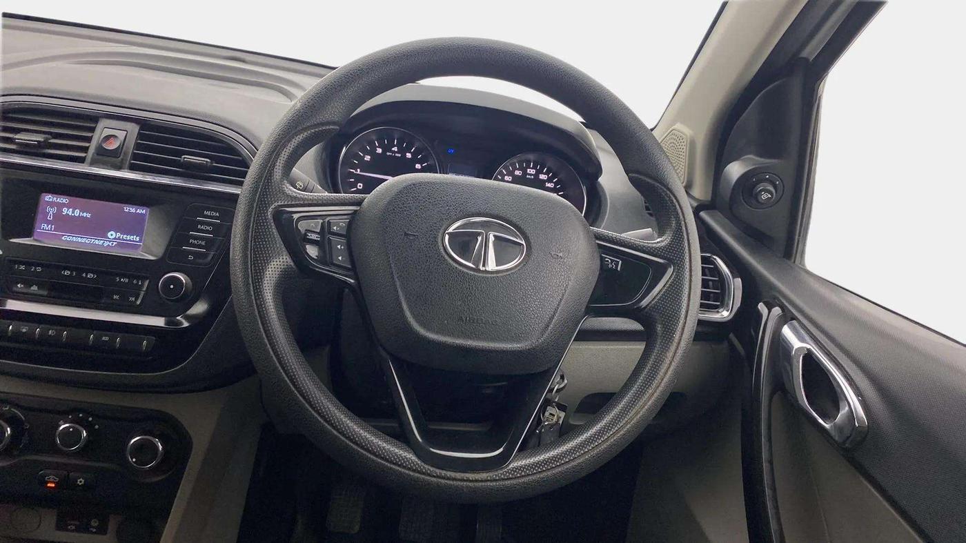 2018 Tata Tiago XZ PETROL, Petrol, Manual, 25,934 km, Steering Wheel Close Up