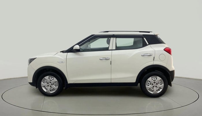2022 Mahindra XUV300 W4 1.2 PETROL, Petrol, Manual, 16,301 km, Left Side