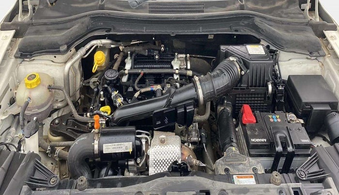 2022 Mahindra XUV300 W4 1.2 PETROL, Petrol, Manual, 16,301 km, Open Bonet