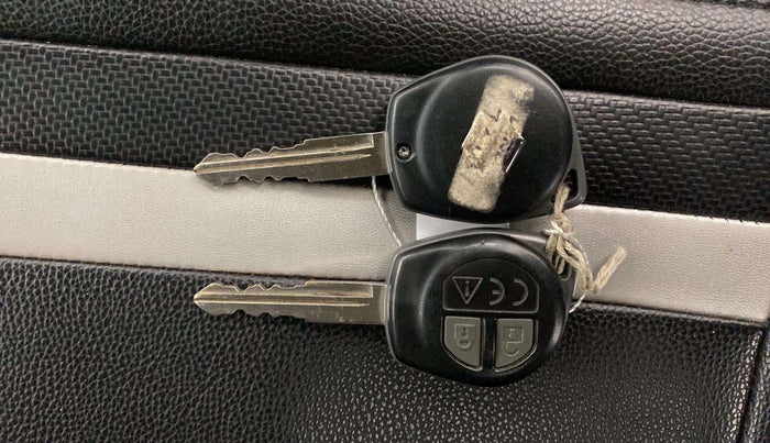 2020 Maruti Baleno DELTA CVT PETROL 1.2, Petrol, Automatic, 53,248 km, Key Close Up