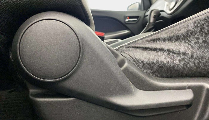 2020 Maruti Baleno DELTA CVT PETROL 1.2, Petrol, Automatic, 53,248 km, Driver Side Adjustment Panel