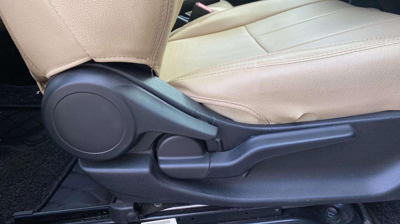 2023 Honda City 1.5L I-VTEC VX, Petrol, Manual, 40,066 km, Driver Side Adjustment Panel