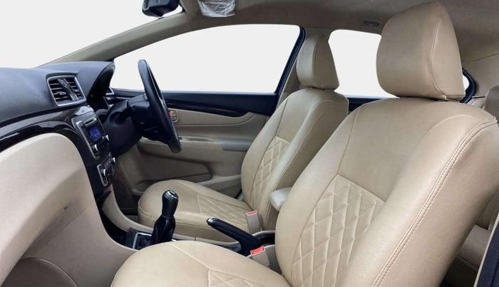 2018 Maruti Ciaz ZETA 1.4  MT PETROL, Petrol, Manual, 53,992 km, Right Side Front Door Cabin