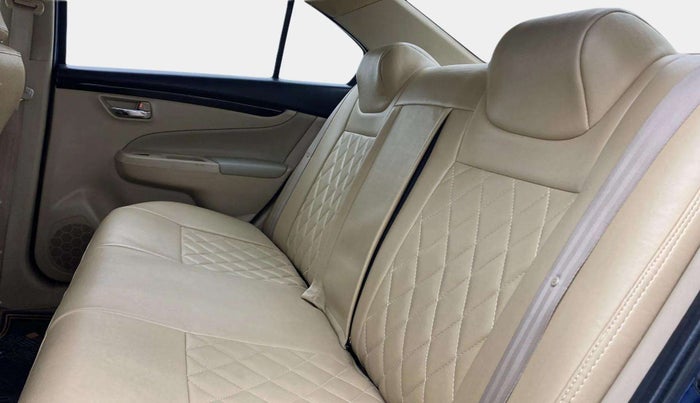 2018 Maruti Ciaz ZETA 1.4  MT PETROL, Petrol, Manual, 53,992 km, Right Side Rear Door Cabin