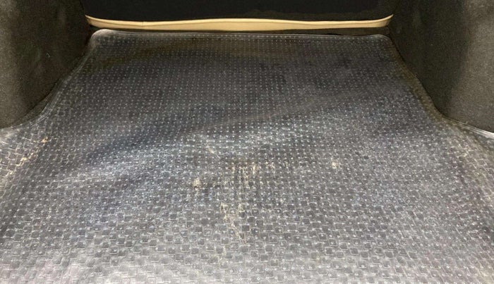 2018 Maruti Ciaz ZETA 1.4  MT PETROL, Petrol, Manual, 53,992 km, Boot Inside