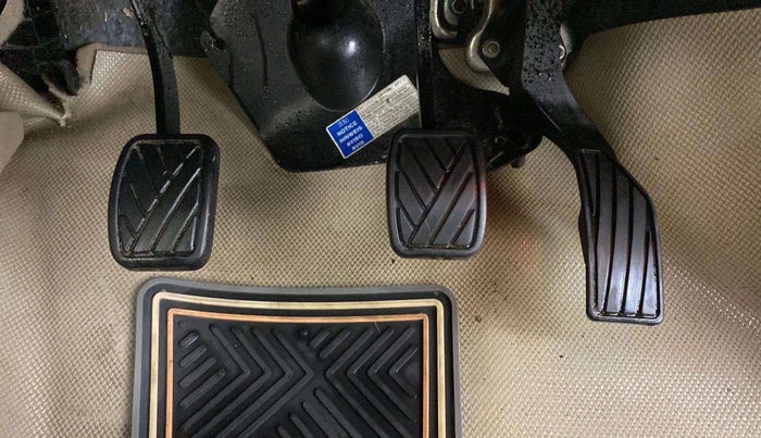 2018 Maruti Ciaz ZETA 1.4  MT PETROL, Petrol, Manual, 53,992 km, Pedals