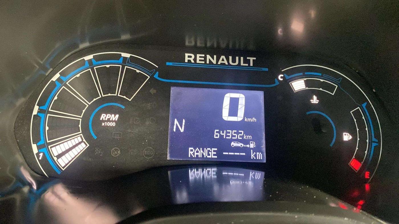 2020 Renault TRIBER RXT AMT, Petrol, Automatic, 64,553 km, Odometer Image