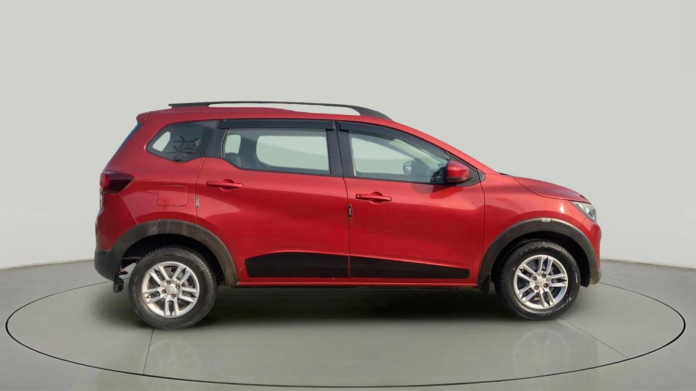 2020 Renault TRIBER RXT AMT, Petrol, Automatic, 64,553 km, Right Side