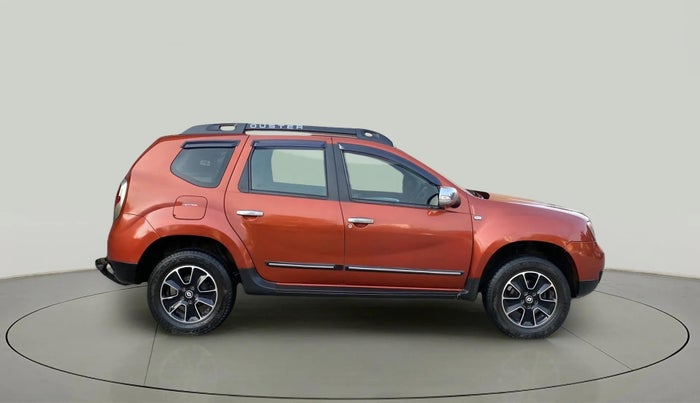 2019 Renault Duster RXS PETROL, Petrol, Manual, 26,018 km, Right Side View