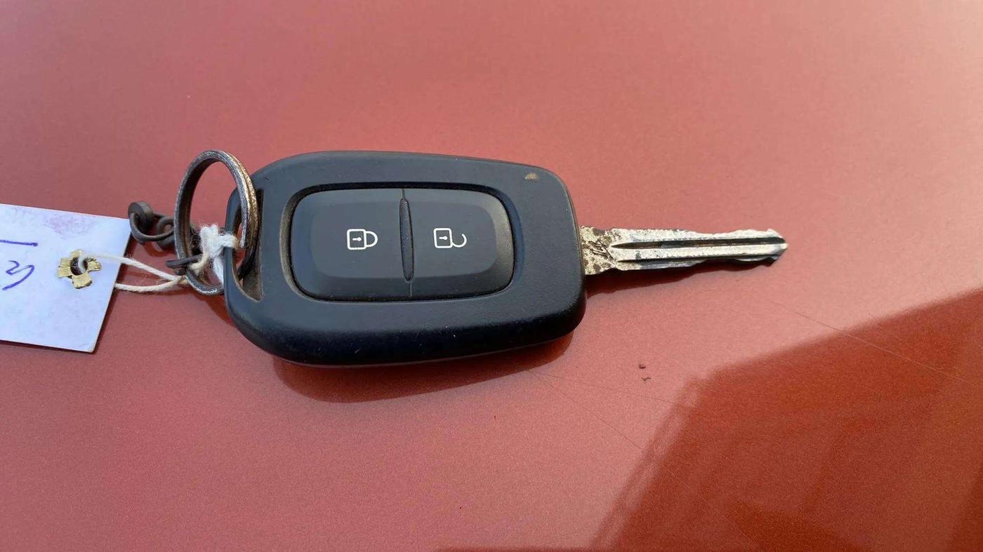 2019 Renault Duster RXS PETROL, Petrol, Manual, 26,099 km, Key Close Up