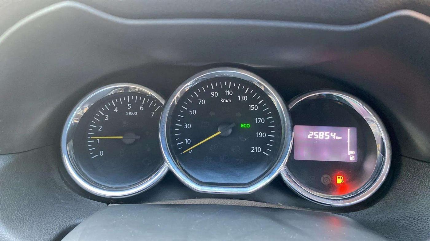 2019 Renault Duster RXS PETROL, Petrol, Manual, 26,099 km, Odometer Image
