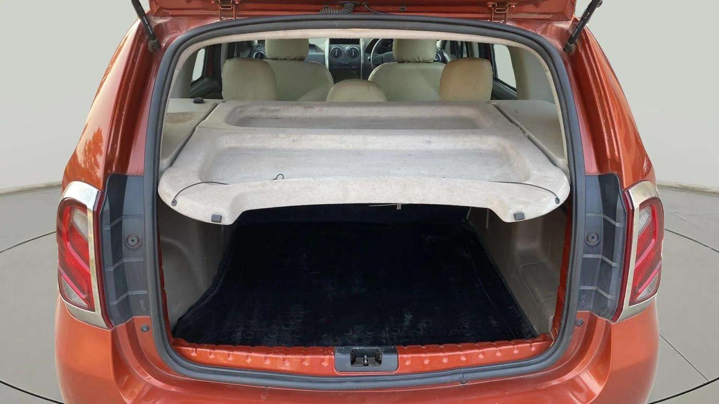 2019 Renault Duster RXS PETROL, Petrol, Manual, 26,099 km, Boot Inside