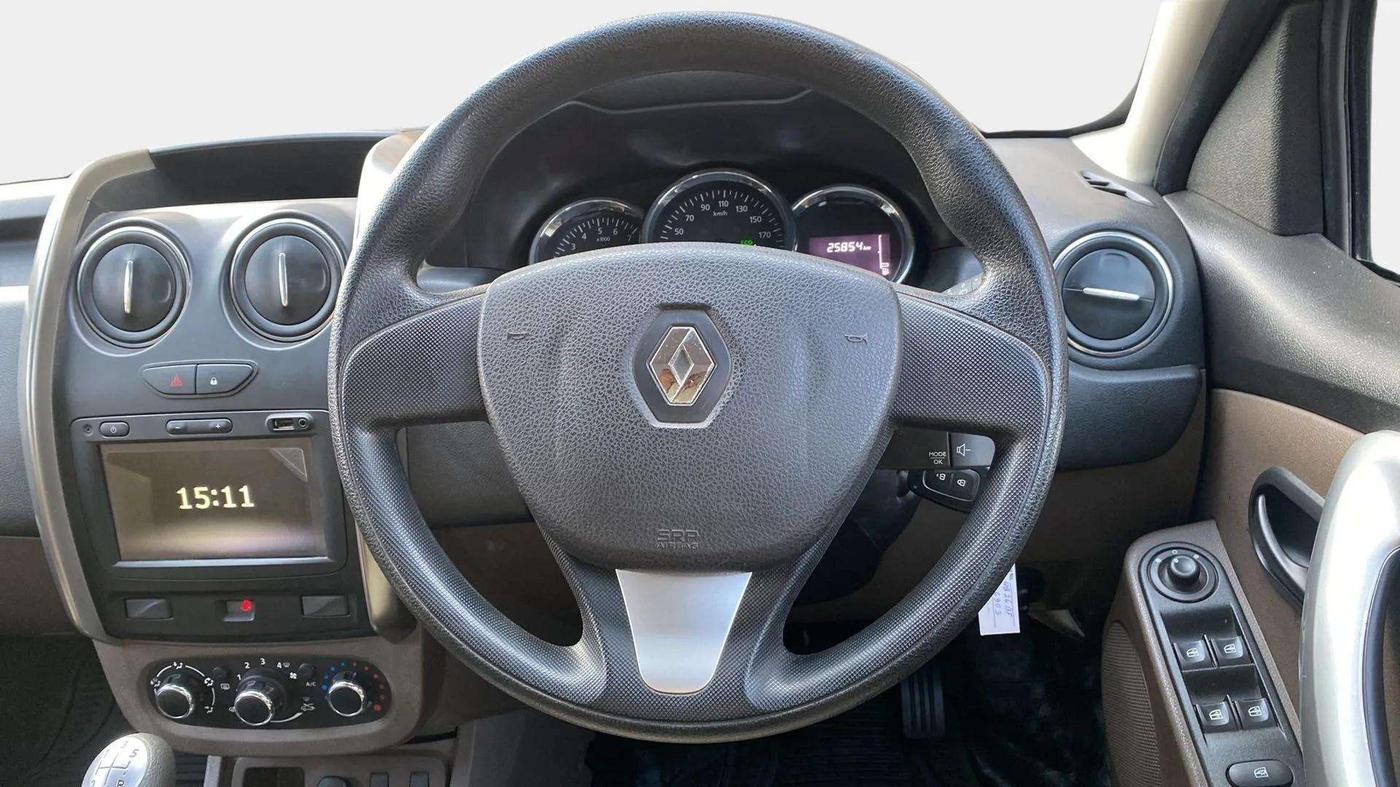 2019 Renault Duster RXS PETROL, Petrol, Manual, 26,099 km, Steering Wheel Close Up