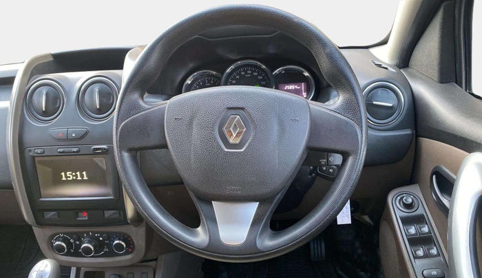 2019 Renault Duster RXS PETROL, Petrol, Manual, 26,018 km, Steering Wheel Close Up