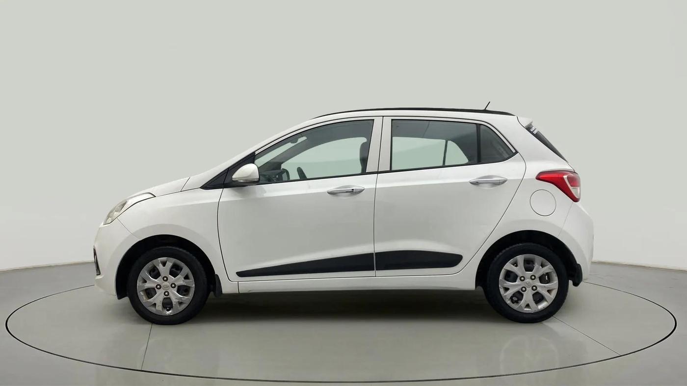 2014 Hyundai Grand i10 SPORTZ 1.2 KAPPA VTVT, Petrol, Manual, 44,169 km, Left Side