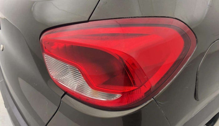 2017 Renault Kwid RXT 0.8, Petrol, Manual, 48,808 km, Right tail light - Minor damage