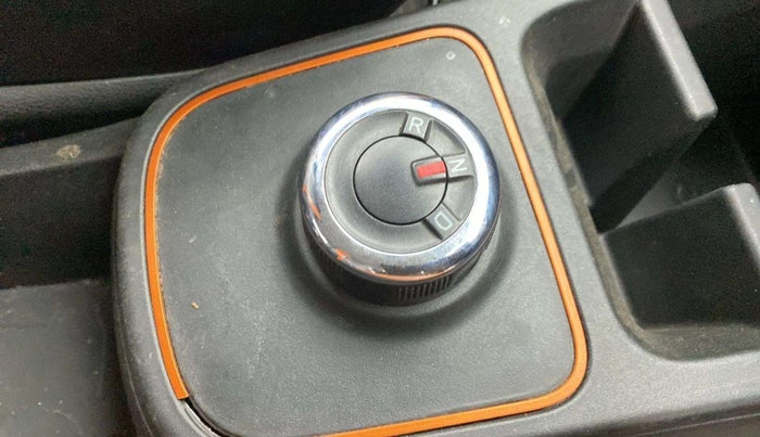 2020 Renault Kwid CLIMBER 1.0 AMT (O), Petrol, Automatic, 22,431 km, Gear Lever