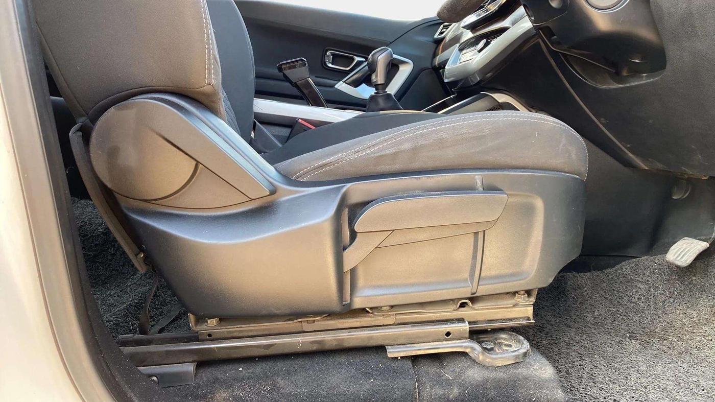 2021 Tata Harrier XT PLUS 2.0L KRYOTEC, Diesel, Manual, 78,697 km, Driver Side Adjustment Panel