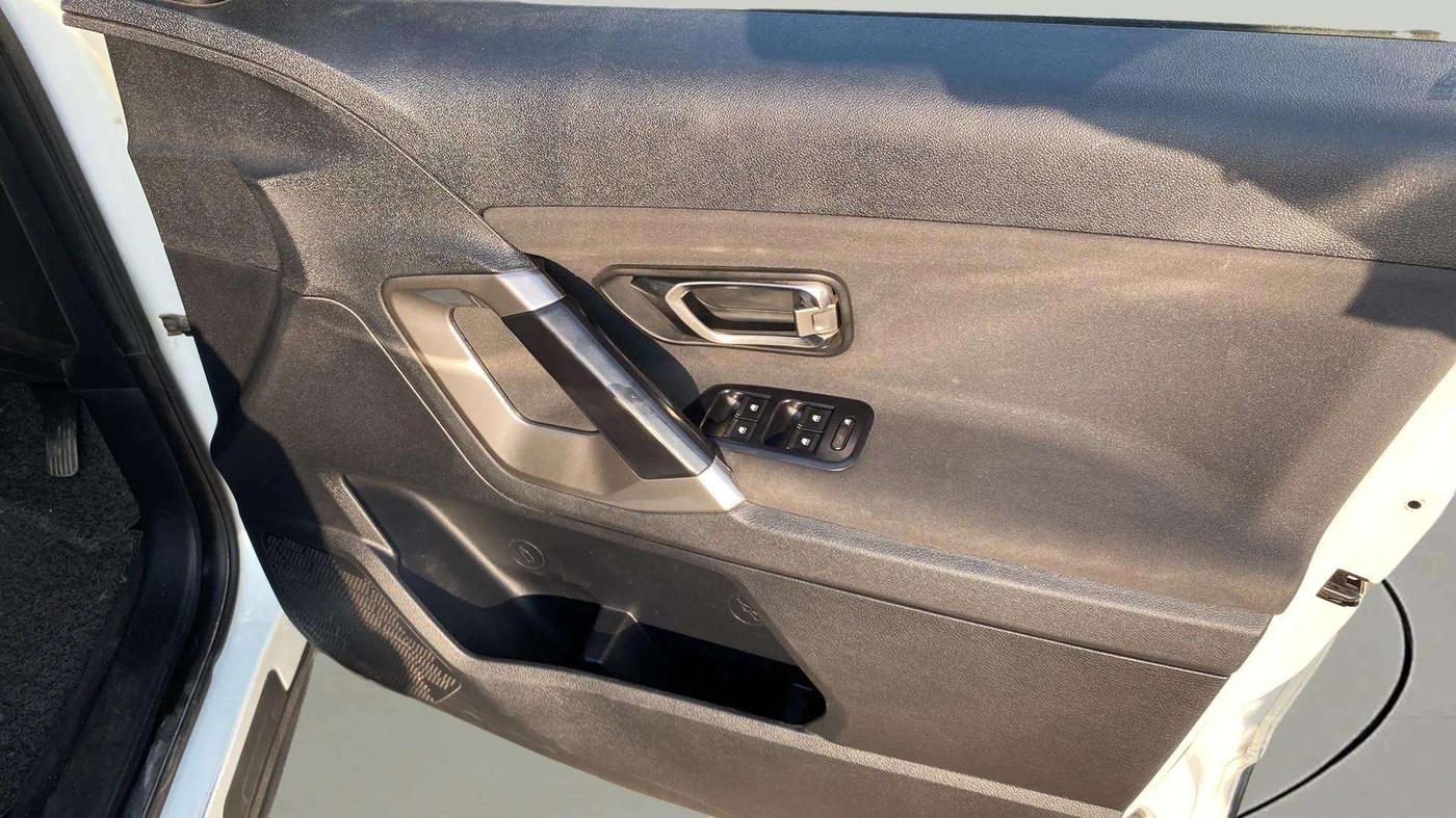 2021 Tata Harrier XT PLUS 2.0L KRYOTEC, Diesel, Manual, 78,697 km, Driver Side Door Panels Control