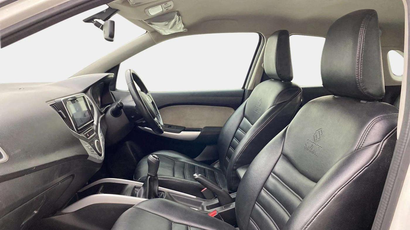 2015 Maruti Baleno ALPHA PETROL 1.2, Petrol, Manual, 57,674 km, Right Side Front Door Cabin