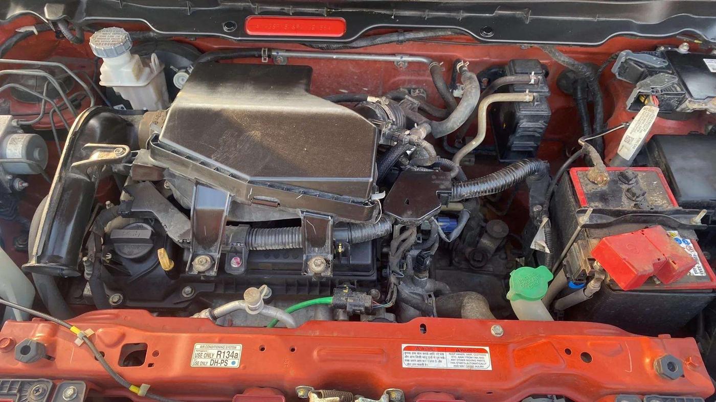 2023 Maruti Alto K10 VXI PLUS, Petrol, Manual, 16,631 km, Open Bonet