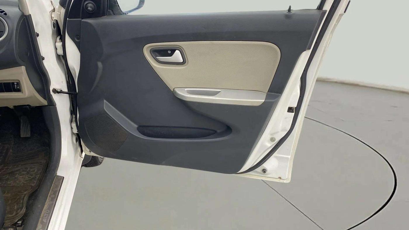 2019 Maruti Alto K10 VXI, Petrol, Manual, 43,761 km, Driver Side Door Panels Control